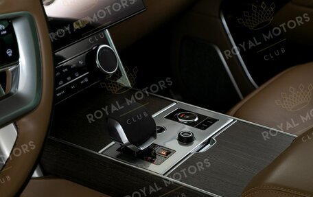 Land Rover Range Rover IV рестайлинг, 2023 год, 19 700 000 рублей, 11 фотография