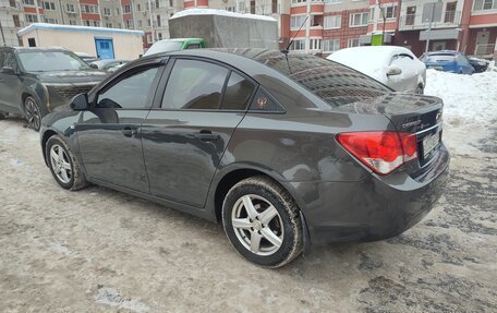 Chevrolet Cruze II, 2013 год, 650 000 рублей, 3 фотография