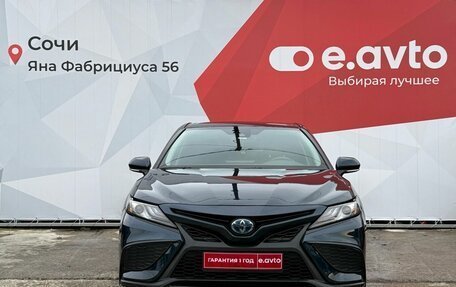 Toyota Camry, 2021 год, 3 000 000 рублей, 2 фотография