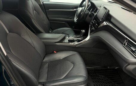 Toyota Camry, 2021 год, 3 000 000 рублей, 9 фотография