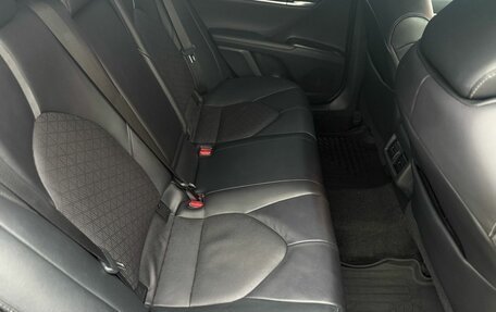 Toyota Camry, 2021 год, 3 000 000 рублей, 11 фотография