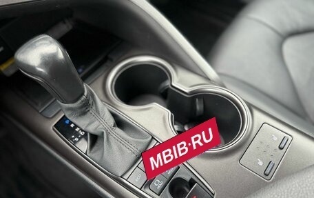 Toyota Camry, 2021 год, 3 000 000 рублей, 15 фотография