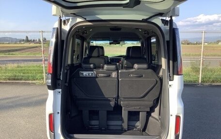 Honda Stepwgn IV, 2020 год, 1 834 000 рублей, 18 фотография