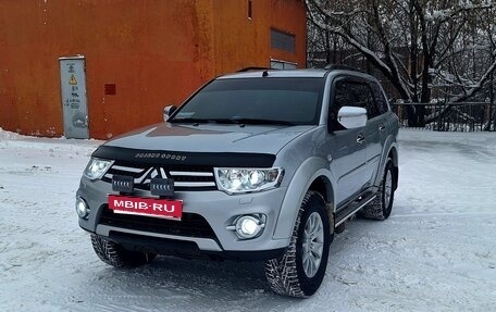 Mitsubishi Pajero Sport II рестайлинг, 2014 год, 1 950 000 рублей, 2 фотография