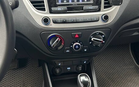 Hyundai Solaris II рестайлинг, 2021 год, 1 400 000 рублей, 10 фотография