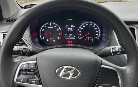 Hyundai Solaris II рестайлинг, 2021 год, 1 400 000 рублей, 12 фотография