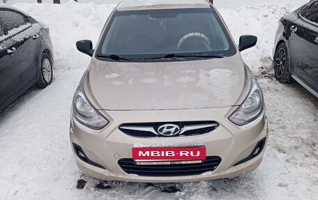 Hyundai Solaris II рестайлинг, 2012 год, 850 000 рублей, 2 фотография
