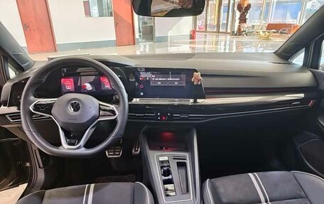 Volkswagen Golf VIII, 2021 год, 2 320 000 рублей, 11 фотография