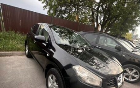 Nissan Qashqai, 2011 год, 820 000 рублей, 2 фотография