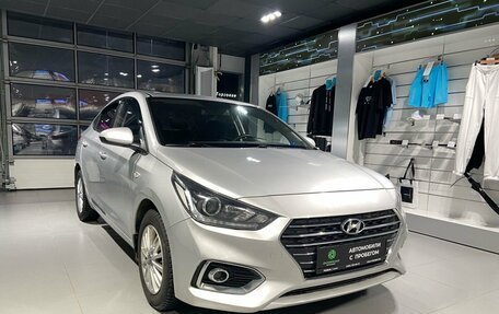 Hyundai Solaris II рестайлинг, 2017 год, 1 380 000 рублей, 2 фотография