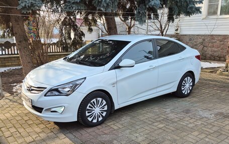 Hyundai Solaris II рестайлинг, 2015 год, 950 000 рублей, 7 фотография