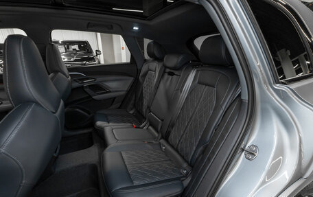 Audi Q5, 2025 год, 8 100 000 рублей, 13 фотография