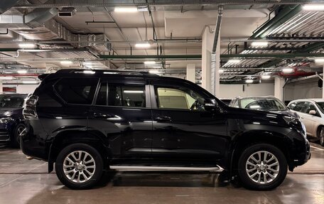 Toyota Land Cruiser Prado 150 рестайлинг 2, 2017 год, 4 250 000 рублей, 3 фотография
