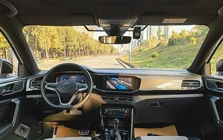 Volkswagen Touran III, 2020 год, 2 500 000 рублей, 6 фотография