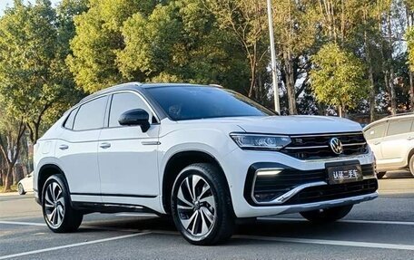 Volkswagen Touran III, 2020 год, 2 500 000 рублей, 3 фотография