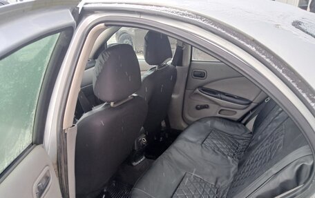 Nissan Almera, 2001 год, 120 000 рублей, 5 фотография