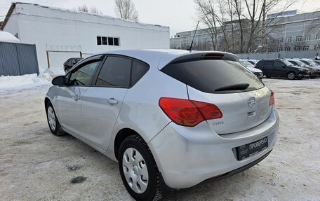 Opel Astra J, 2011 год, 635 000 рублей, 8 фотография