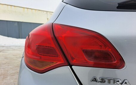 Opel Astra J, 2011 год, 635 000 рублей, 12 фотография