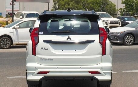 Mitsubishi Montero Sport, 2026 год, 7 015 000 рублей, 6 фотография