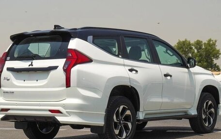 Mitsubishi Montero Sport, 2026 год, 7 015 000 рублей, 7 фотография