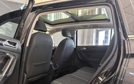 Volkswagen Tiguan II, 2023 год, 2 990 000 рублей, 7 фотография