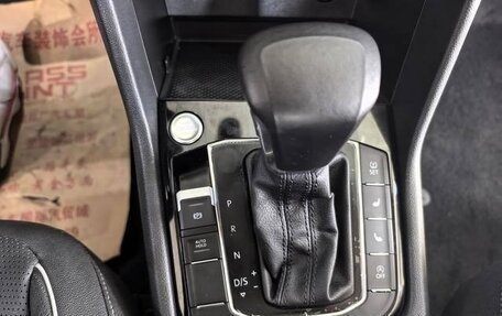 Volkswagen Tiguan II, 2023 год, 2 990 000 рублей, 12 фотография