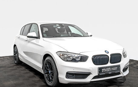 BMW 1 серия, 2018 год, 2 340 000 рублей, 3 фотография