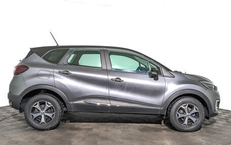 Renault Kaptur I рестайлинг, 2022 год, 1 900 000 рублей, 4 фотография
