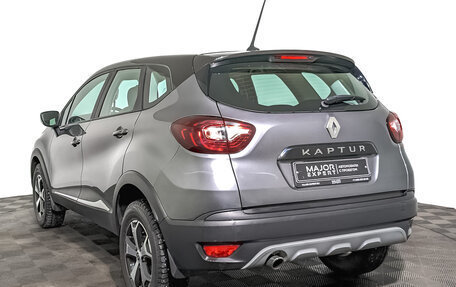 Renault Kaptur I рестайлинг, 2022 год, 1 900 000 рублей, 7 фотография