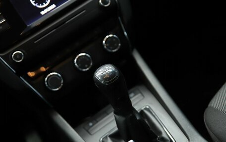 Skoda Octavia, 2016 год, 1 050 000 рублей, 14 фотография