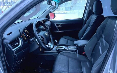 Toyota Fortuner II, 2021 год, 4 990 000 рублей, 19 фотография