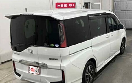 Honda Stepwgn IV, 2022 год, 2 090 000 рублей, 2 фотография