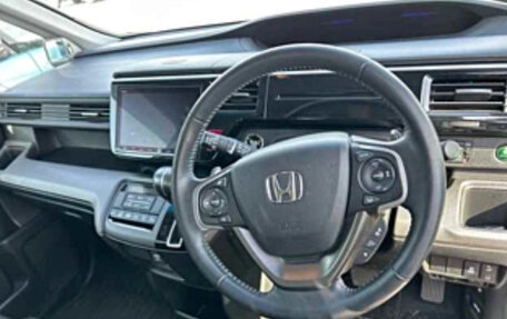 Honda Stepwgn IV, 2022 год, 2 090 000 рублей, 5 фотография