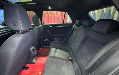 Volkswagen T-Roc I, 2022 год, 2 750 000 рублей, 15 фотография