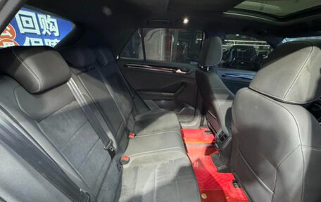 Volkswagen T-Roc I, 2022 год, 2 750 000 рублей, 18 фотография