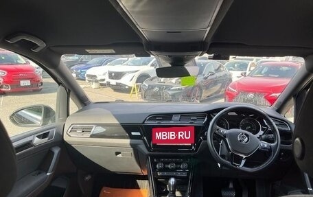 Volkswagen Touran III, 2021 год, 1 680 777 рублей, 10 фотография