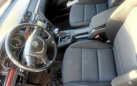 Skoda Superb III рестайлинг, 2012 год, 1 400 000 рублей, 6 фотография