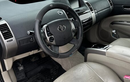 Toyota Prius, 2006 год, 880 000 рублей, 7 фотография