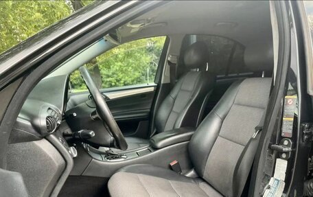 Mercedes-Benz C-Класс, 2004 год, 453 150 рублей, 3 фотография