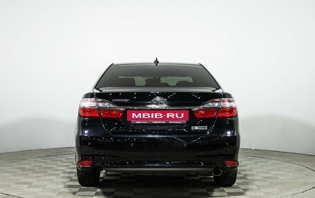 Toyota Camry, 2018 год, 1 789 898 рублей, 6 фотография