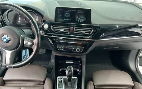 BMW 1 серия, 2021 год, 1 990 000 рублей, 7 фотография