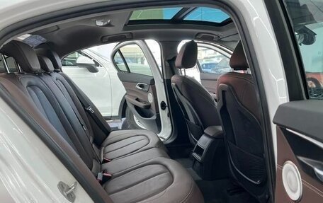 BMW 1 серия, 2021 год, 1 990 000 рублей, 10 фотография