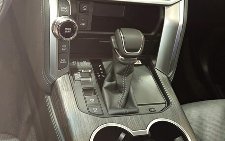 Toyota Land Cruiser, 2025 год, 17 600 000 рублей, 8 фотография