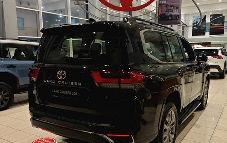 Toyota Land Cruiser, 2025 год, 17 600 000 рублей, 14 фотография