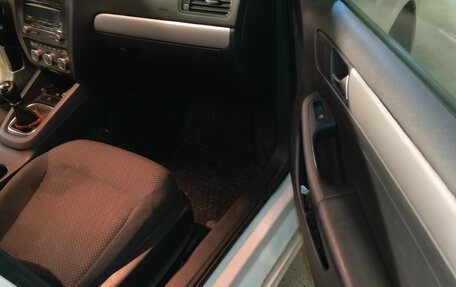 Volkswagen Jetta VI, 2012 год, 750 000 рублей, 10 фотография