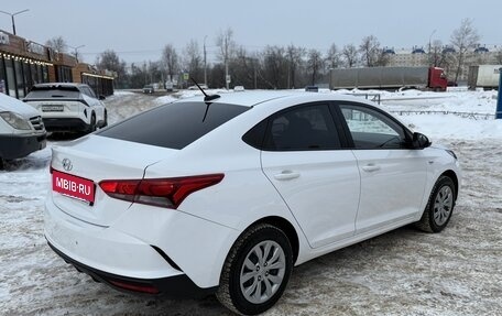 Hyundai Solaris II рестайлинг, 2021 год, 1 660 000 рублей, 6 фотография