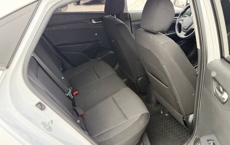 Hyundai Solaris II рестайлинг, 2021 год, 1 660 000 рублей, 25 фотография