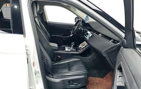 Land Rover Range Rover Evoque II, 2019 год, 2 930 000 рублей, 6 фотография