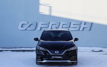 Nissan Leaf II, 2019 год, 1 829 000 рублей, 3 фотография