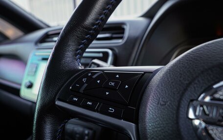 Nissan Leaf II, 2019 год, 1 829 000 рублей, 17 фотография